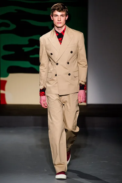 Look 30